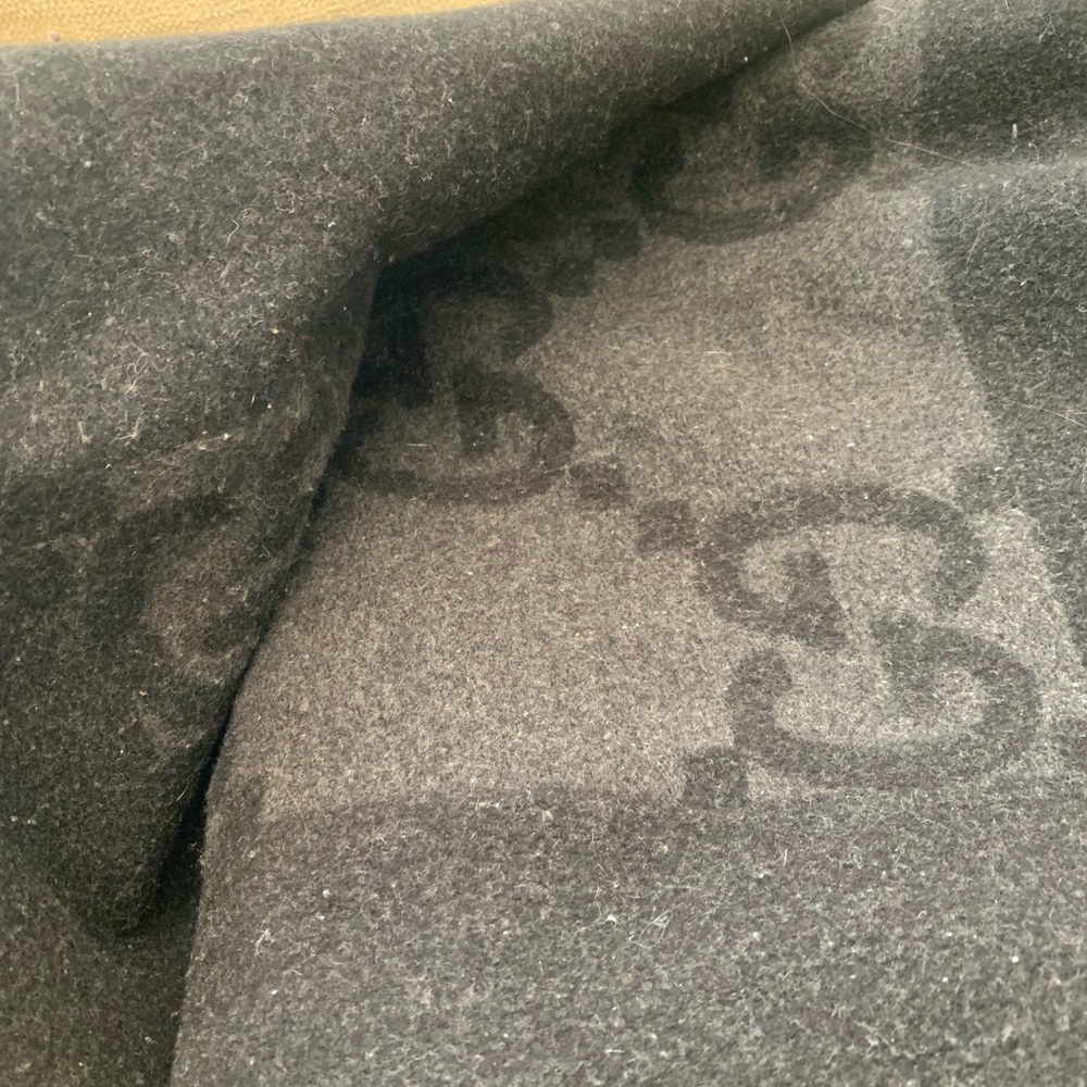 Gucci Throw blanket - Picture 2 of 5